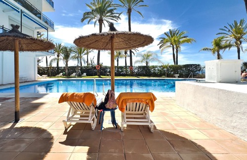 Marbella Seafront Promenade Apartment | Skol 123. Great Studio for Holiday Rentals on the Beachfront.
