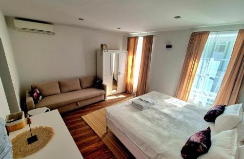 Celje Apartment | Exceptional SKOL Apartment: Child-Friendly & Guest Rated 9.5