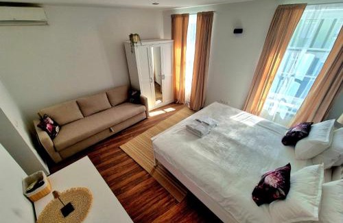 Celje Apartment | Exceptional SKOL Apartment: Child-Friendly & Guest Rated 9.5