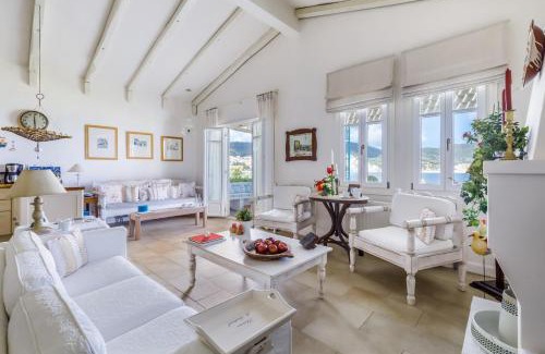 Skopelos Hotel | Experience Skopelos Village Hotel: 5-Star Oceanfront Oasis