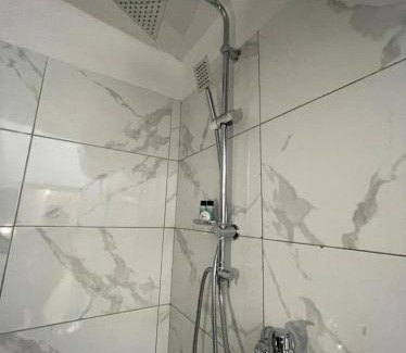 Corovode Apartment | Pet-Friendly Skrapari Studio Apartment with Breakfast Included