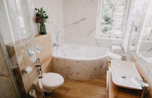 Vysne Ruzbachy House | Discover Homestays in Vyšné Ružbachy, Slovakia with Pools