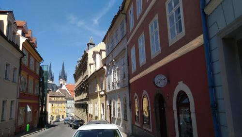Cheb Apartment | Pet-Friendly Apartment in the Heart of Cheb - Rated 9.2/10