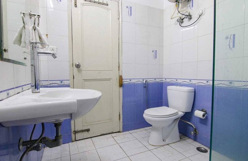 South City I House | Explore Family-Friendly Stays at SKS Excel Inn Today