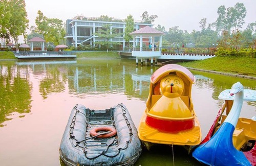 Rangpur Division Hotel | Best Kicks at SKS Inn: Eco-Friendly Retreat with Pool