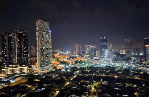 Central District Apartment | Relax at SKS Pavilion: 4-Star Oceanfront Retreat