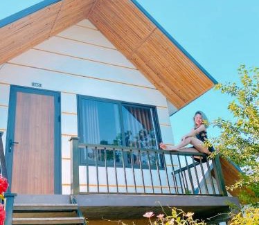 Ha Giang Hotel | Relaxing Sky Bay Ha Giang with Pool and Ocean Views