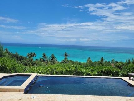 Governor's Harbour Villa | Sky Beach Club Villa: Family-Friendly Retreat with Pool