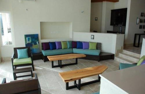 Governor's Harbour Villa | Sky Beach Club Villa: Family-Friendly Retreat with Pool
