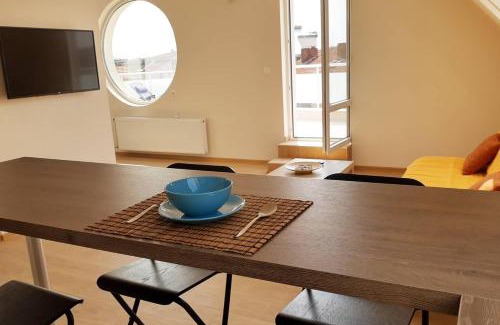 Ruse Center Apartment | Pet-Friendly Sky Blue Danube Apartment in Ruse - Rated 9.5