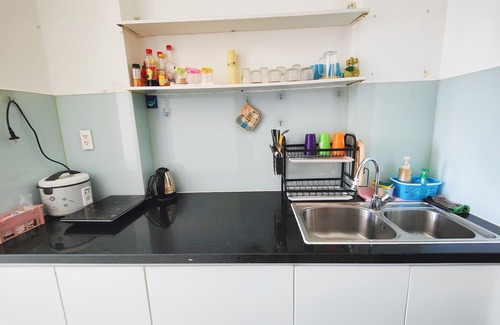 Tan Binh Apartment | Convenient Sky Center: Family-Friendly near the Airport