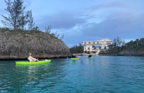 South Palmetto Point House | Cozy Sky Cove Home: Pet-Friendly with Pool & Breakfast