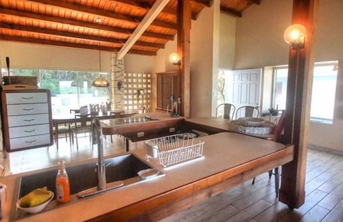 Half Moon Bay Villa | Experience Oceanfront Bliss at Sky High, Rated 9.8/10