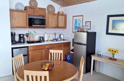 Waimea Apartment | Sky-High Luxury: Stunning Waimea Penthouse with Panoramic Views!