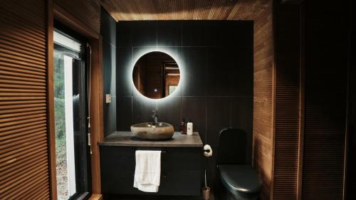 Sonka Ski Chalet | Sky Lodging ~ sleeping under the stars