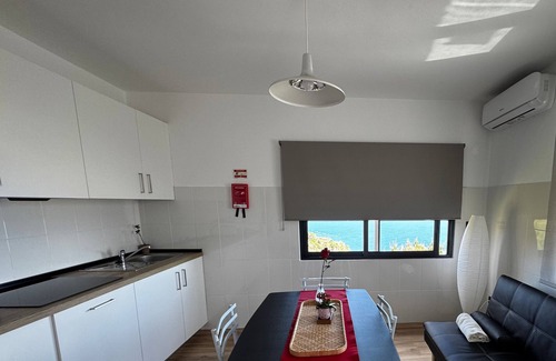 Calheta Villa | Experience Sky & Ocean Villa: 4-Star Comfort Awaits