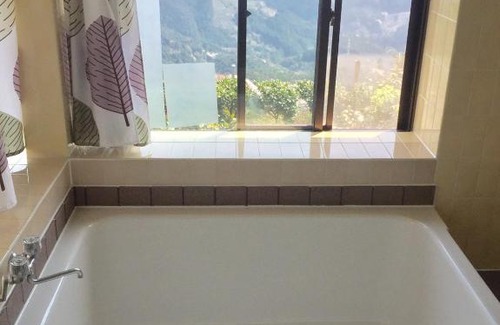 Shimada House | Family-Friendly Sky Pension Dodan with Kitchen Amenities