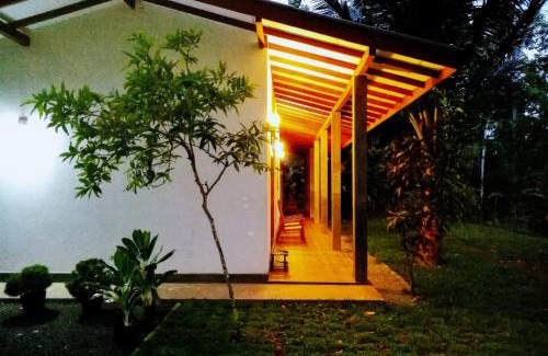 Hikkaduwa Apartment | Exceptional Sky Residence Hikkaduwa - Pet Friendly & Breakfast