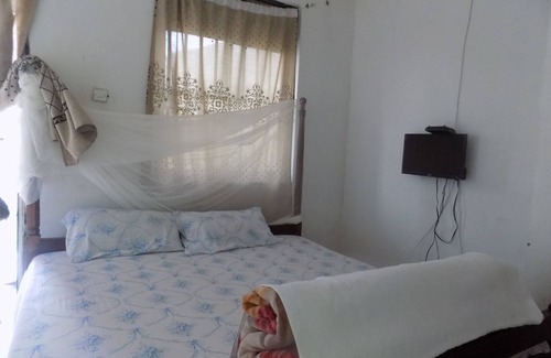 Kitagata House | Discover Sky Resort: Family-Friendly Retreat with Dining