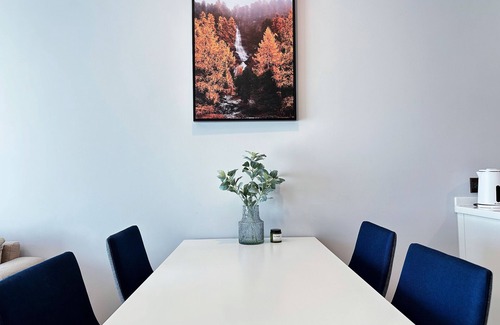 Chang Khlan Apartment | Sunset Views at Sky River Room, Perfect for Families
