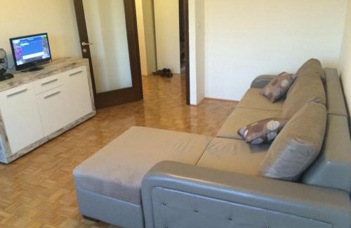 Zagreb Apartment | Sky Rudeš
