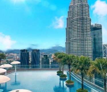 Kuala Lumpur City Centre Apartment | Experience Comfort at Sky Suites By PO with Pool Access