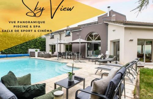 Ceyrat Villa | Relax at Sky View Cinema with Pool & Spa Amenities