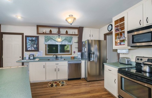 Carriage Hills House | Inviting Sky View Home in the Rockies with Family Amenities