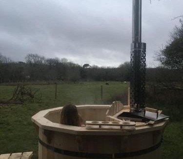 Redruth Ski Chalet | Unforgettable Sky View Shepherd's Huts with Hot Tub