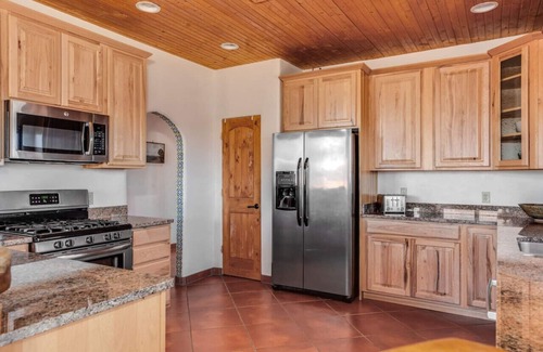 Ranchos De Taos House | Skydancer - Desert Dream: Family Oasis with Pool & Spa