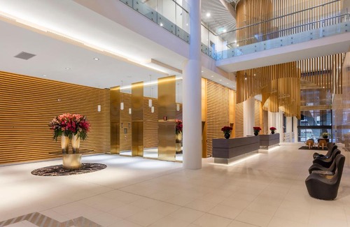 Parramatta CBD Hotel | Elegant SKYE Hotel Suites Parramatta - Rated 9/10 by Guests