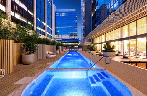 Parramatta CBD Hotel | Elegant SKYE Hotel Suites Parramatta - Rated 9/10 by Guests