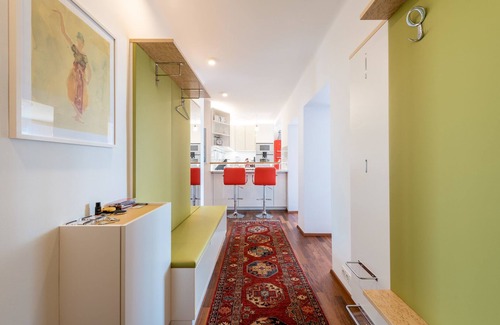 Roßau Apartment | Unforgettable Stay at Skyflats Vienna Ring View - 10/10 Rating