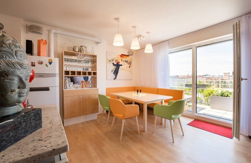 Roßau Apartment | Unforgettable Stay at Skyflats Vienna Ring View - 10/10 Rating