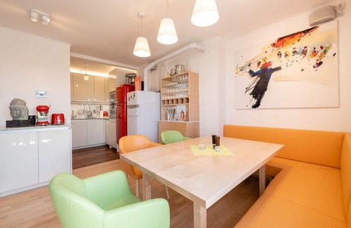 Roßau Apartment | Unforgettable Stay at Skyflats Vienna Ring View - 10/10 Rating
