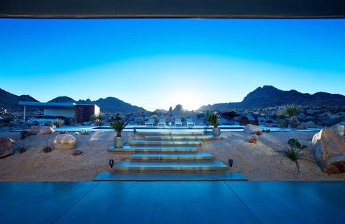 Joshua Tree Villa | Experience SkyHouse: Oceanfront Haven with Top Amenities