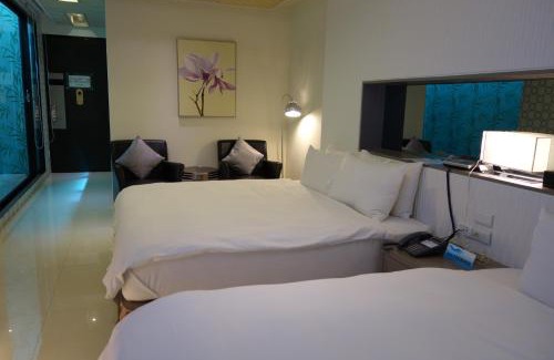 Yuchi House | Explore Skylight BnB: Family-Friendly Retreat by Sun Moon Lake
