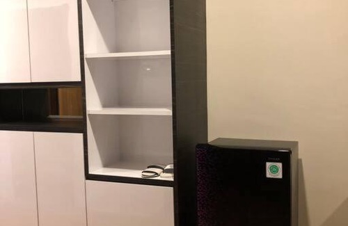 Lubuk Baja Apartment | Oceanfront Skyline 1005: Family-Friendly Stay in Nagoya