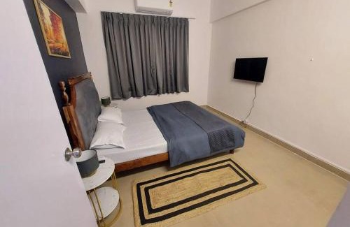 Mohangarh Apartment | Skyline 2BHK Flat: Perfect for Families and Pets!