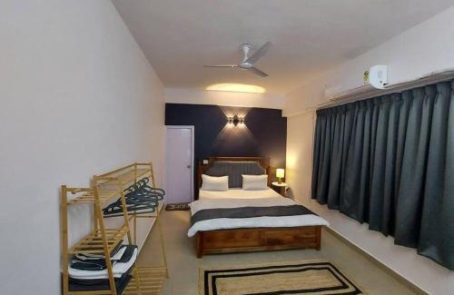 Mohangarh Apartment | Skyline 2BHK Flat: Perfect for Families and Pets!