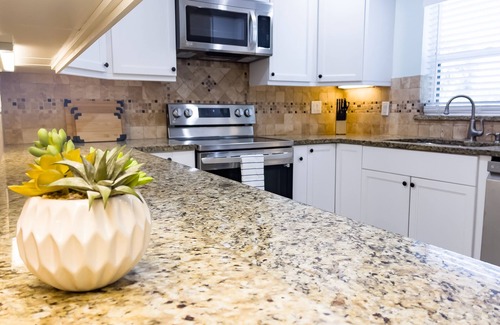 Jensen Beach House | Experience Skyline Breeze: Oceanfront Bliss Near Downtown