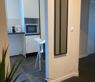 Novara Apartment | Exceptional Skyline Hotel: Family-Friendly with Top Ratings
