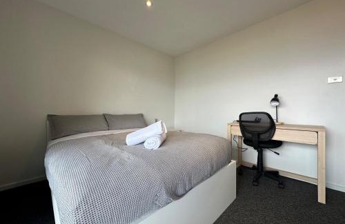 Lindisfarne Apartment | Skyline Serenity Lower - Ideal for Families, Near City & Airport