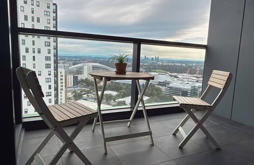 Sydney Olympic Park Apartment | Skyline View 1BR @ Olympic Park | Balcony + Parking