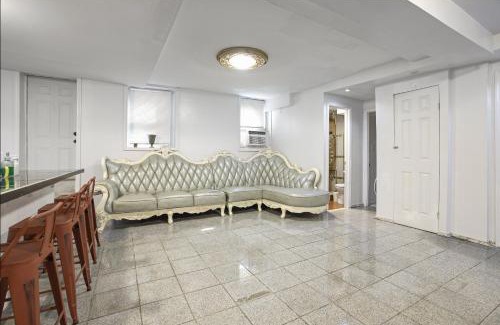 West New York Apartment | Top-Rated Pet-Friendly Apartments in NJ for Every Family