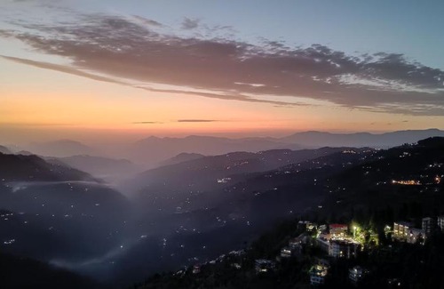 Shimla Apartment | Skyline View Mountain Home: Family & Pet Friendly Retreat