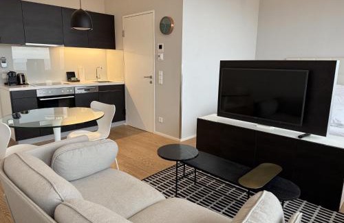 Favoriten Apartment | Skyline View Vienna - Gym - Parken - Supermarkt - Restaurant - Self Check in