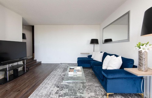 Norma Triangle Apartment | Prime Location 1-Bedroom with Balcony & Pool Access