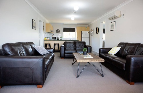 Temora Hotel | Eco-Friendly SkyLodge Temora: Guest Rated 9.4/10