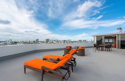 City Center Apartment | Exclusive SkyLoft Penthouse with Private Rooftop Patio